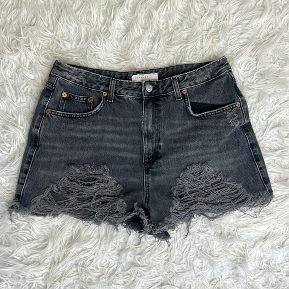 TOPSHOP WASHED RIPPED MOMā SHORTS - Picture 2 of 6